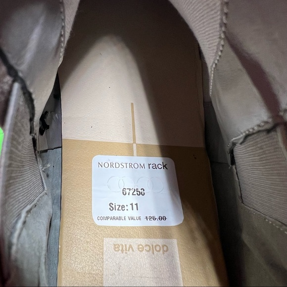 Dolce Vita Grey Suede Mid Top Women’s size 11 sneaker - Picture 8 of 8